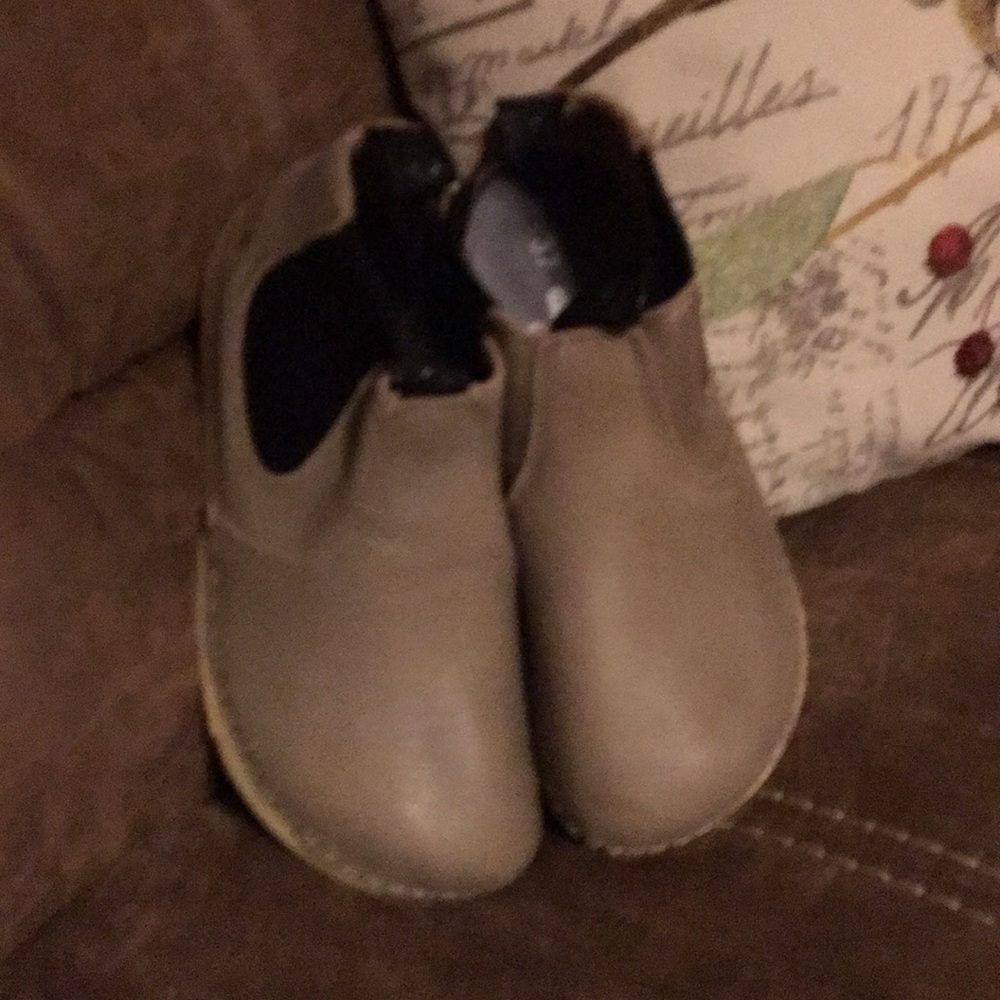 OTZ Leather taupe orthotic slip on boot  37 NEW